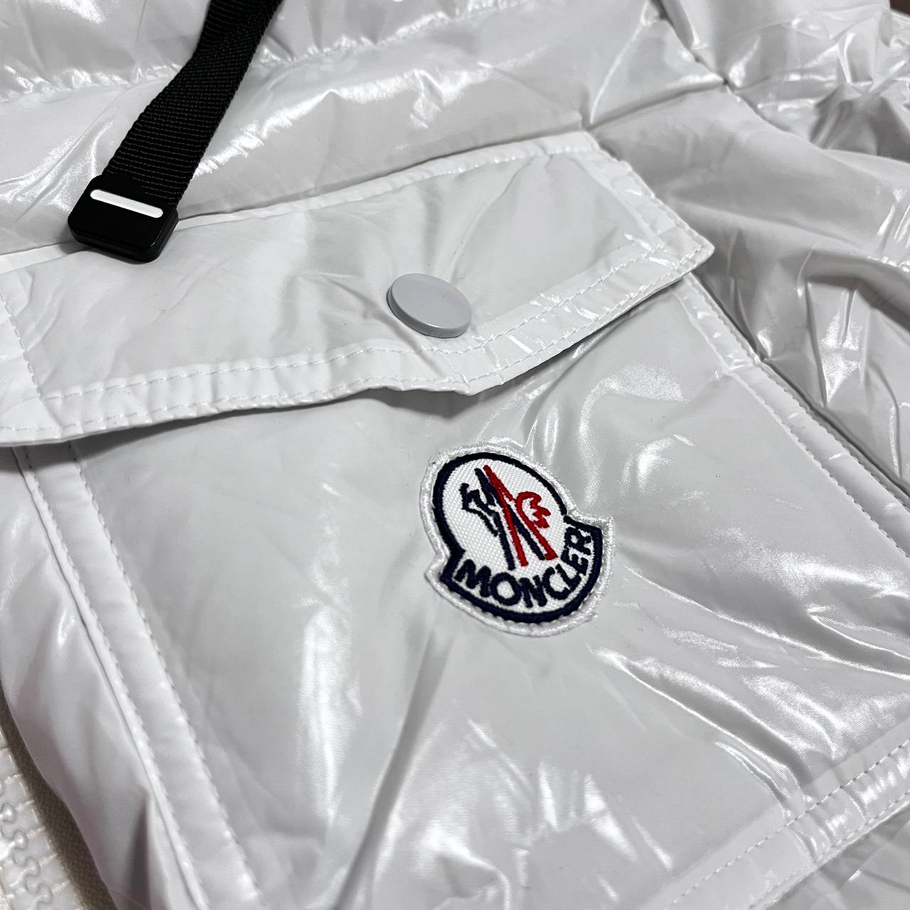 CHAQUETON MONCLEAR BLANCO BORDADO