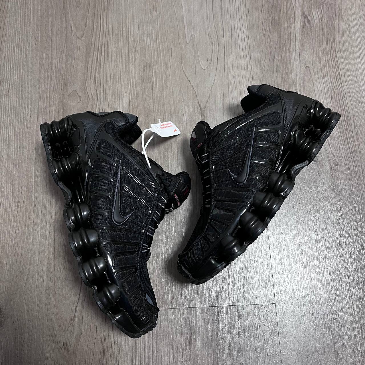 NIKE SHOX 🍬