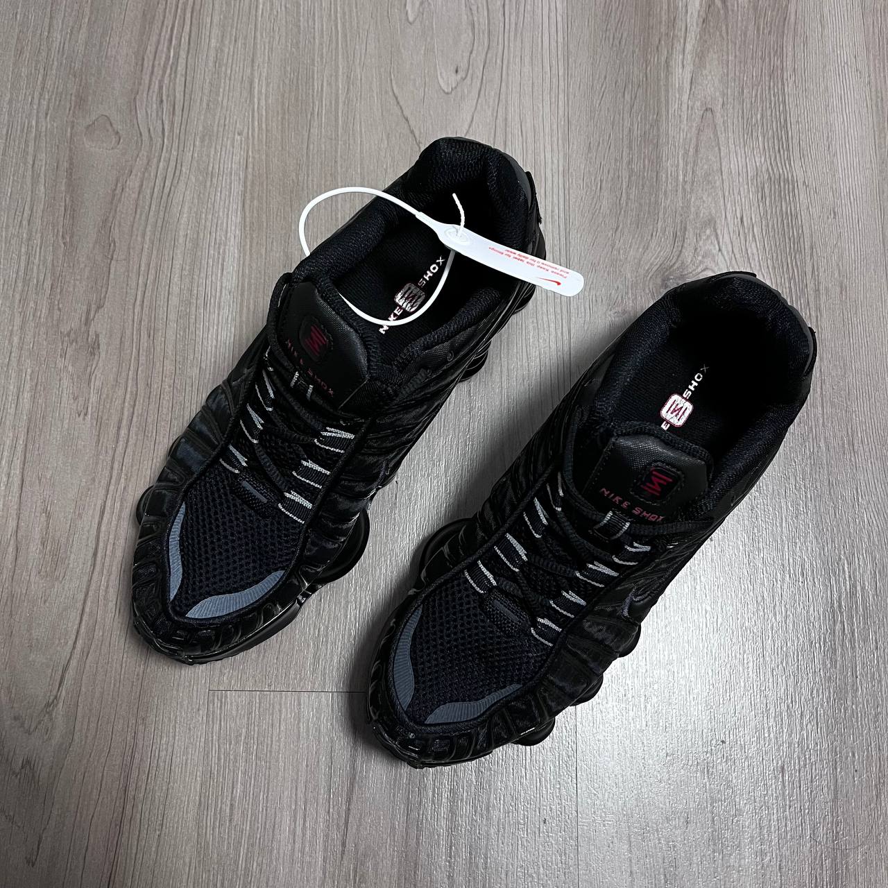 NIKE SHOX 🍬
